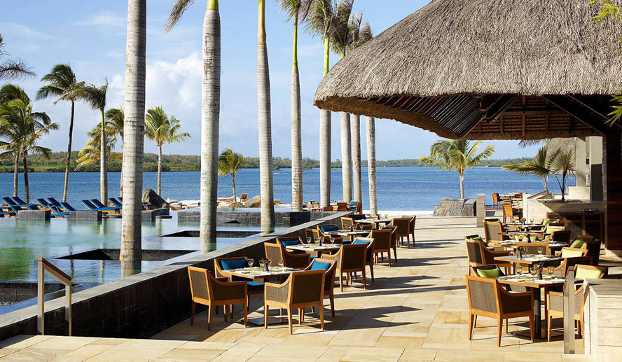 Фото отеля Four Seasons Resort Mauritius at Anahita. Ресторан Bamboo