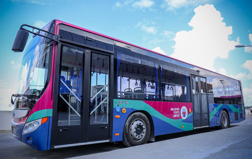 Автобус из аэропорта на Мале