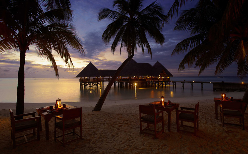 Отель Gili Lankanfushi. Ресторан Main Restaurant. 