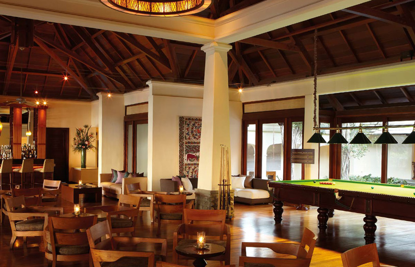Отель Shanti Maurice a Nira Resort - бар Red Ginger Lounge