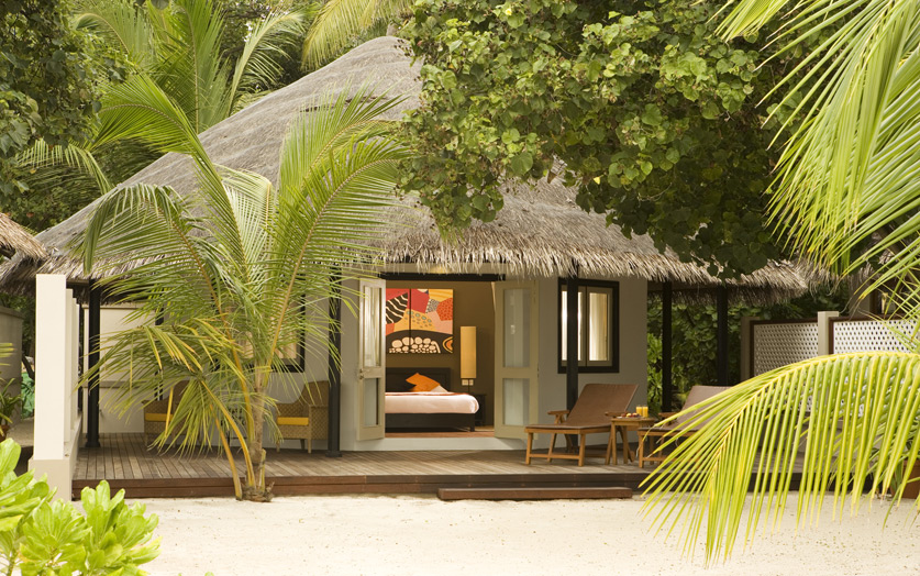 Отель Angsana Velavaru. Вилла категории Beachfront Villa