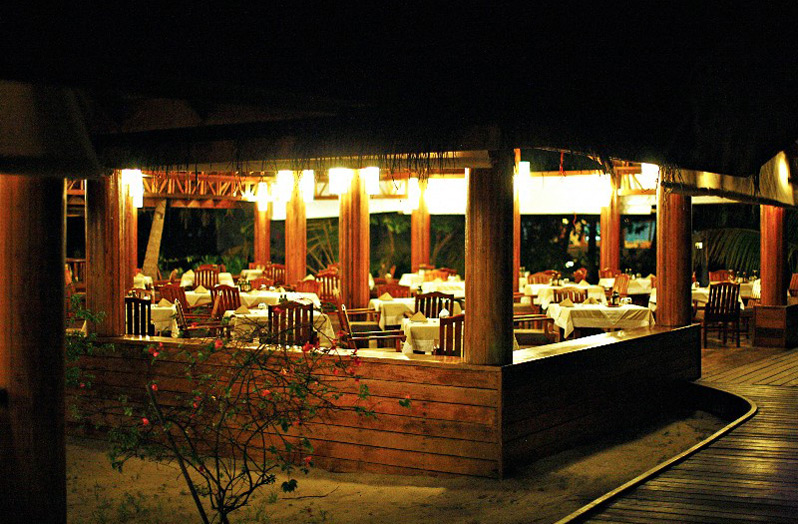 Отель Palm Beach Resort Spa Maldives Ресторан