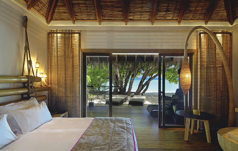 отель Constance Moofushi Resort Мальдивы Beach Villa