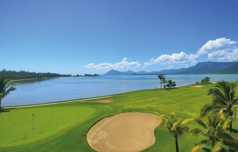 Отель Beachcomber Paradis Hotel & Golf Club - фото полей для гольфа