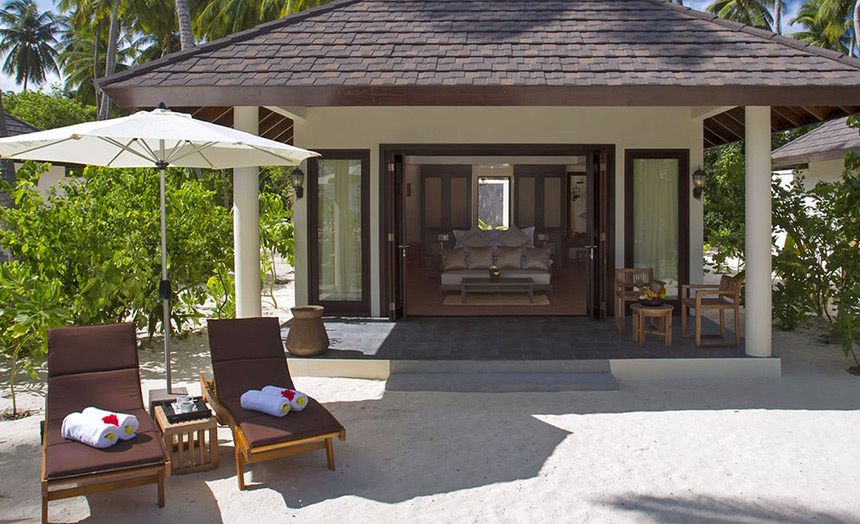 Beach Villa в отеле Atmosphere Kanifushi Maldives