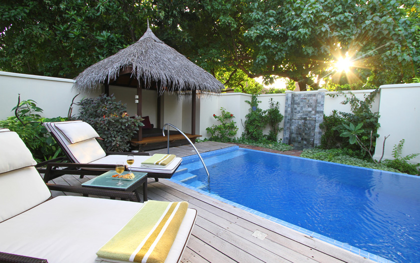Отель Kurumba Maldives. Deluxe Pool Villa.