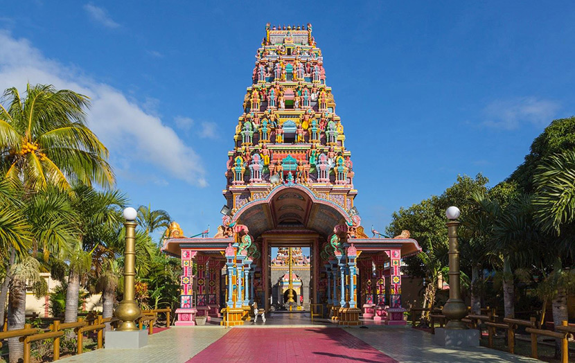 Тамильский храм Каилассон Маврикий